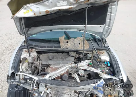 2011 Toyota Camry Se z USA, uszkodzony, nr VIN 4T1BF3EK2BU157006